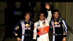 Hamilton, în pole-position la Abu Dhabi