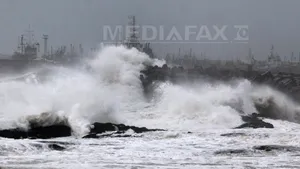 India: Trei morţi şi aproximativ 370.000 de persoane evacuate din cauza ciclonului Hudhud
