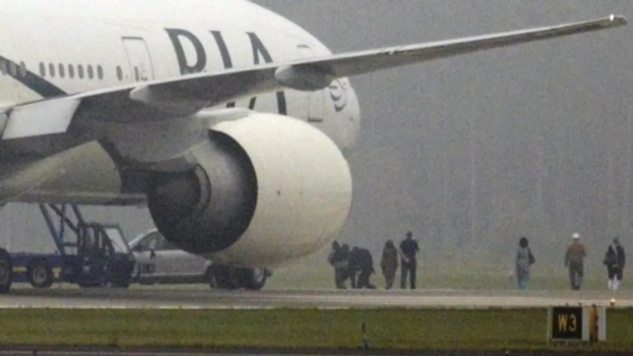 Avion pakistanez, direcţionat către Stockholm în urma unei ameninţări cu bombă