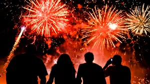 Cât te costă să petreci revelionul în România?
