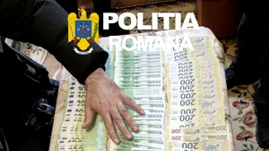 Camătă și șantaj în Arad. Persoane suspectate că își presau și amenințau victimele