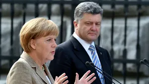 Angela Merkel propune instituirea unui armistiţiu bilateral în estul Ucrainei: Integritatea teritorială a Ucrainei este esenţială