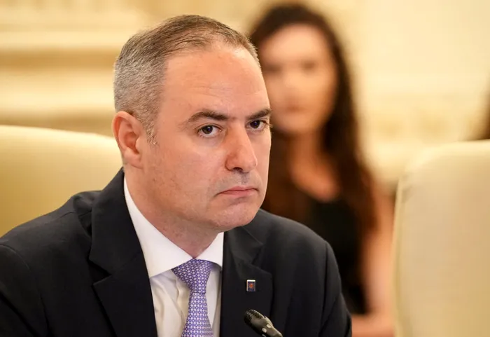 Ministrul Finanțelor dă asigurări: Nu se pune problema amânării sau blocării plății pensiilor și a salariilor