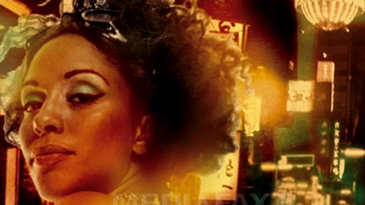 Martina Topley-Bird concertează în deschiderea show-ului Massive Attack de la Bucureşti
