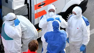 Focar de COVID-19 la o fabrică de îngheţată din Alba: 47 de persoane confirmate cu virusul. Cea mai complexă anchetă epidemiologică a DSP