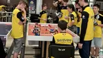 Genii ale tehnologiei la „World Robot Olympiad”. Tineri români construiesc viitorul tehnologic și duc România pe harta inovației globale