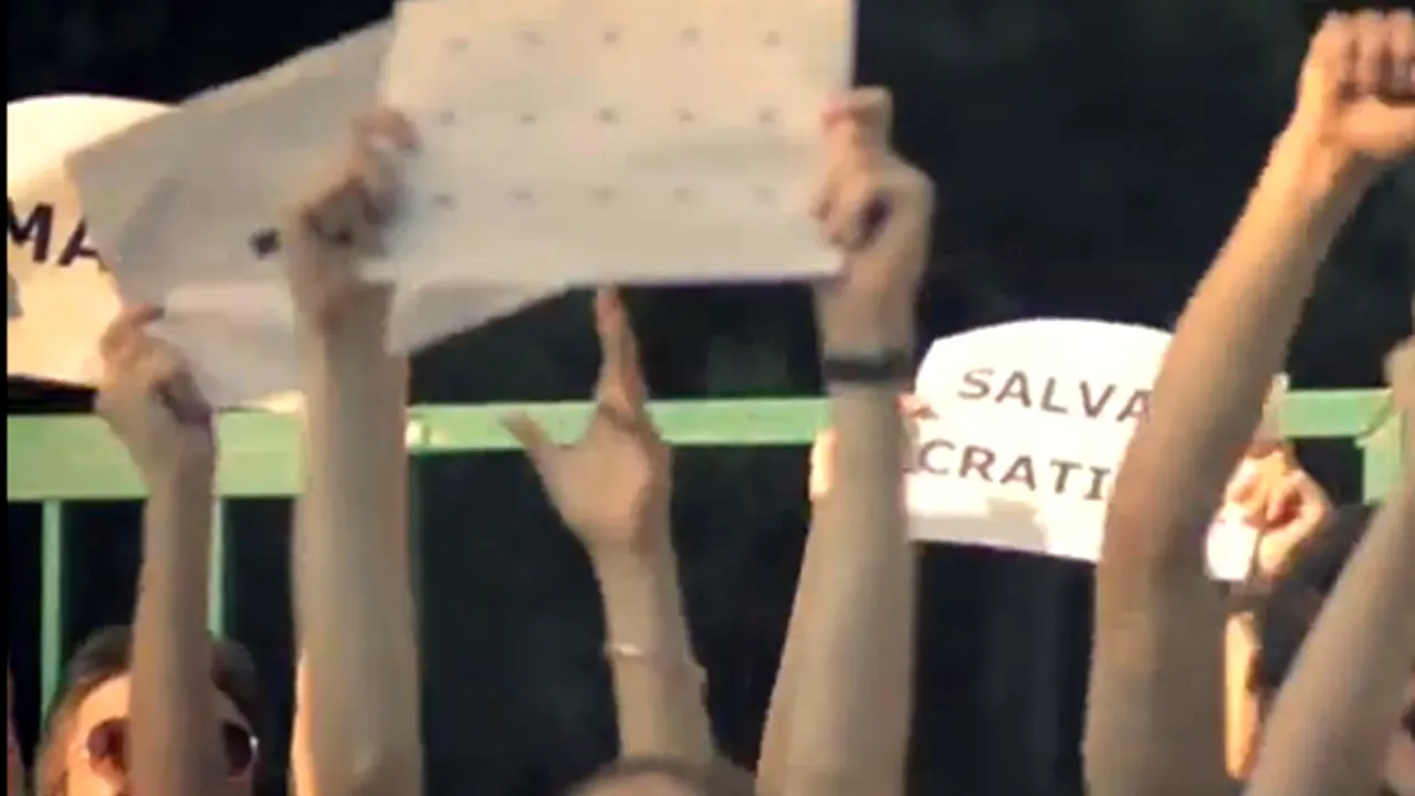 Cum să înjuri corect. Lecţia de gramatică în versuri: Ia o cratimă, e gratis - VIDEO