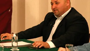 Copos i-a anunţat duminică pe liderii galeriei rapidiste că vrea să vândă clubul