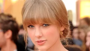 Taylor Swift şi Justin Bieber, marii câştigători la Kids' Choice Awards 2012