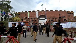 Opt morţi, în urma unui atac împotriva naţionalei de crichet din Sri Lanka (Video)