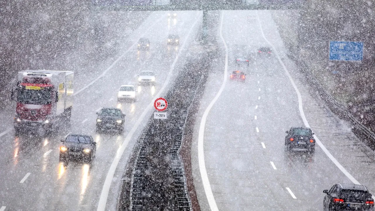 Furtunile de zăpadă şi temperaturile scăzute, în atenţia călătorilor români din Slovenia. Avertisment MAE valabil începând de marţi 