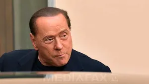 Berlusconi, în prima zi a unei pedepse umilitoare, printre bolnavi de Alzheimer