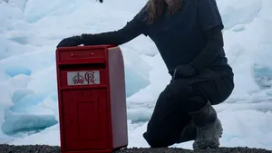 Ce caută o cutie poștală Royal Mail în Antarctica?
