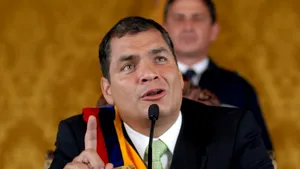 Preşedintele Ecuadorului afirmă că poliţiştii rebeli au încercat să îl asasineze