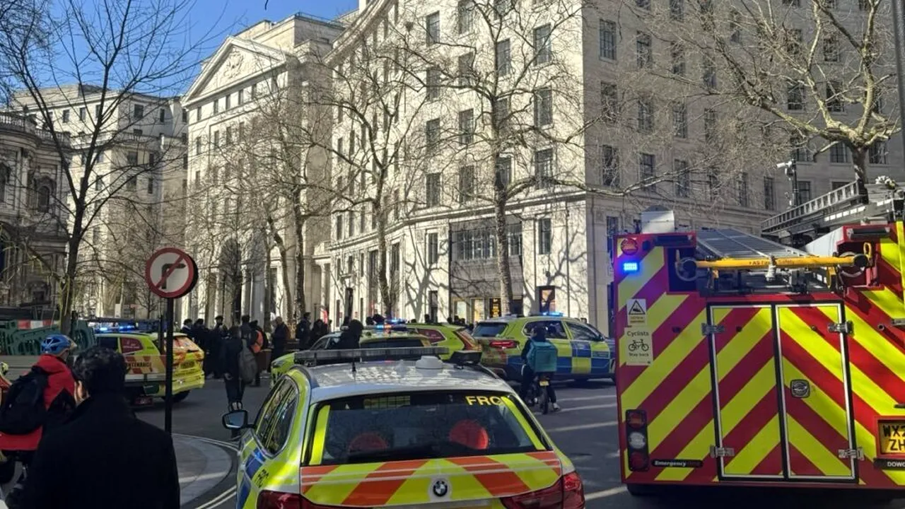 Taximetrist acuzat că a furat bagajele ministrului britanic de Externe David Lammy