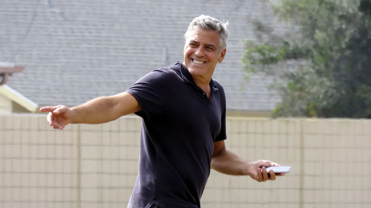 Actorul George Clooney va primi un trofeu onorific la gala premiilor César 2017