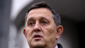 Piperea (AUR): Toate partidele de sistem mimează guvernarea și reforma, în timp ce țara se scufundă