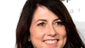 MacKenzie Scott, fosta soţie a lui Jeff Bezos, a donat peste 4 miliarde de dolari în 4 luni