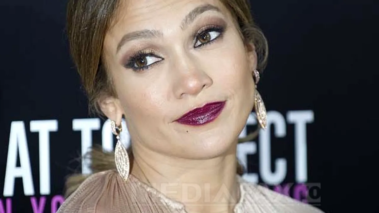 Jennifer Lopez şi Marc Anthony, daţi în judecată pentru plagierea unui reality-show