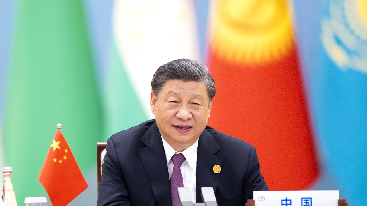 FT: Xi Jinping avansează relaţiile de cooperare în domeniul apărării în Asia Centrală