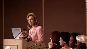 Ce femeie va fi preşedinte în Statele Unite după culoarul creat de Hillary Clinton? Top 6 femei cu şanse - FOTO