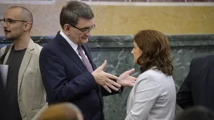 Avocatul Poporului a atacat la CCR legea care nu îi permite lui Liviu Dragnea să fie membru al Guvernului. Motivarea sesizării 