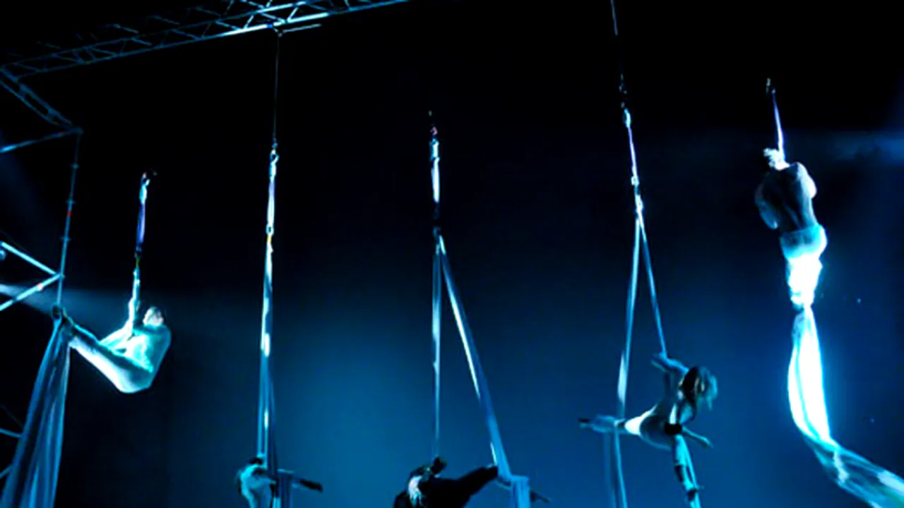 EXCLUSIV: Fostă gimnastă rănită în timpul piesei de teatru 