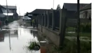 VIDEO Cod portocaliu în Teleorman: Rupere de nori în Zimnicea. Mai multe gospodării au fost inundate