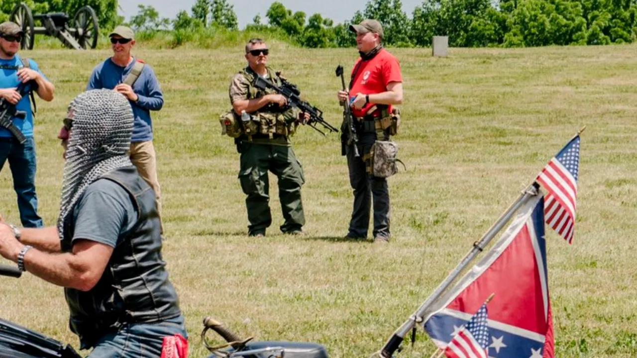Gata de luptă: Sute de americani de extremă dreapta s-au strâns în Gettysburg pentru ”a face dreptate”