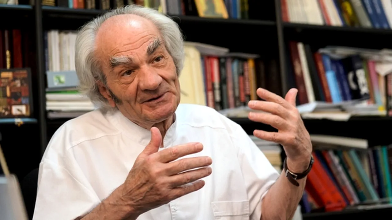 Academicianul Leon Dănăilă, candidat PNL: Politicienii sunt diferiţi. Eu şi cu Iliescu suntem la fel?
