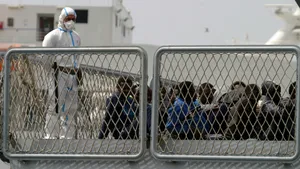 Un vas cu imigranţi a plecat din insula greacă Kos către Grecia continentală