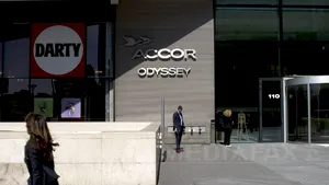 Accor îşi schimbă numele şi permite hotelierilor independenţi să se promoveze pe site-ul companiei