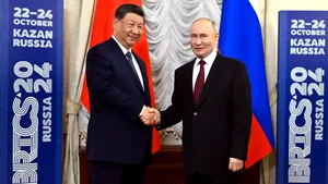 Putin a ordonat guvernului şi celei mai mari bănci din Rusia să coopereze cu China în domeniul inteligenţei artificiale