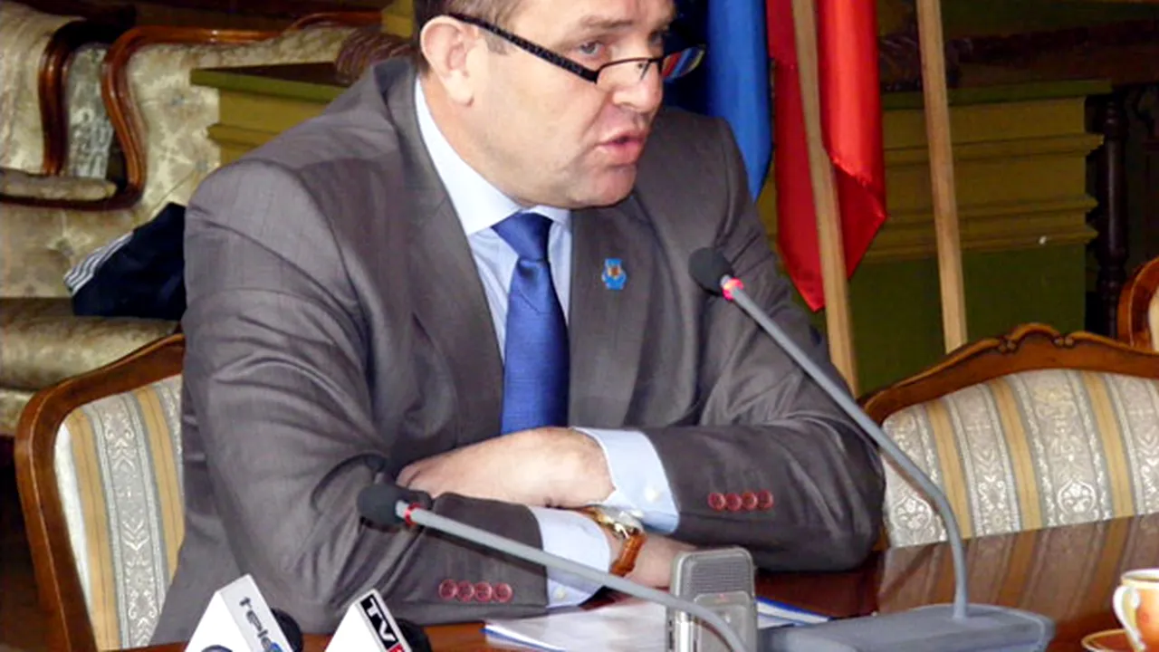 Subprefectul de Bucureşti renunţă la demisie până la clarificarea numirii ca director la Pandurii