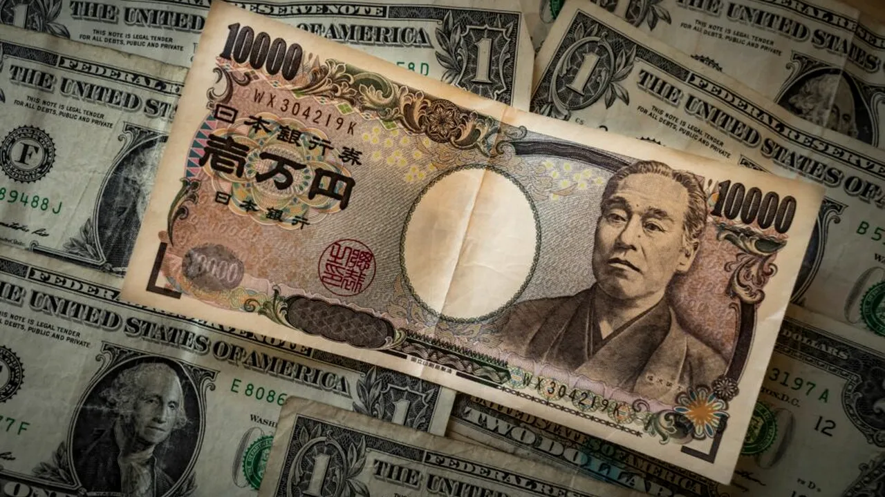Surse Reuters: Japonia va anunța că Tokyo și Washington au întreprins acțiuni comune pentru a stopa scăderea yenului