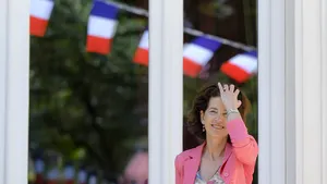 E.S. Laurence Auer, ambasadoarea Franţei în România: ,,Astăzi, Schengen se află într-un proces de reflecţie pentru reconsolidarea frontierelor externe. România este pregătită din punct de vedere tehnic, în aşa fel încât vom face ca ţara să intre în Schengen”