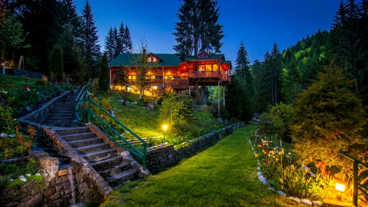 Un fost pavilion de vânătoare al lui Ceauşescu, scos la licitație pentru aproape un milion de euro. Are teren de tenis și heliport