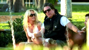 Pamela Anderson şi al cincilea soţ s-au separat la doar 12 zile după ce s-au căsătorit în secret