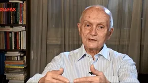 #CentenarulRosu | Omul care s-a împotrivit regimului comunist. A fost înschis de cinci ori şi a terminat facultatea după 26 de ani