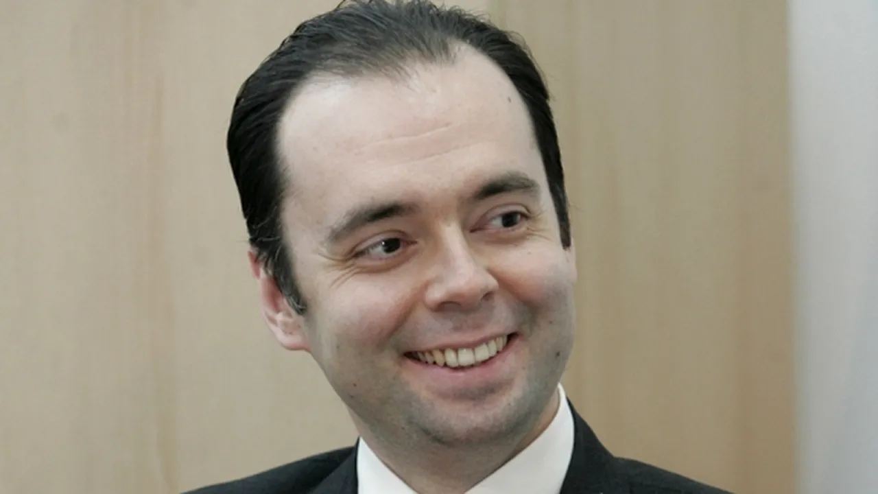 Anghel, BVB: Salteaua şi contul curent, principalele metode de economisire ale românilor/ 