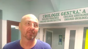 Fostul antrenor al naţionalei de baschet Marcel Ţenter a donat bani Institutului Clinic de Urologie din Cluj după ce a suferit un transplant renal / Alţi foşti pacienţi au strâns bani pentru renovarea Ambulatorului