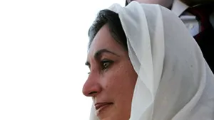 Benazir Bhutto, eliberată din arestul la domiciliu