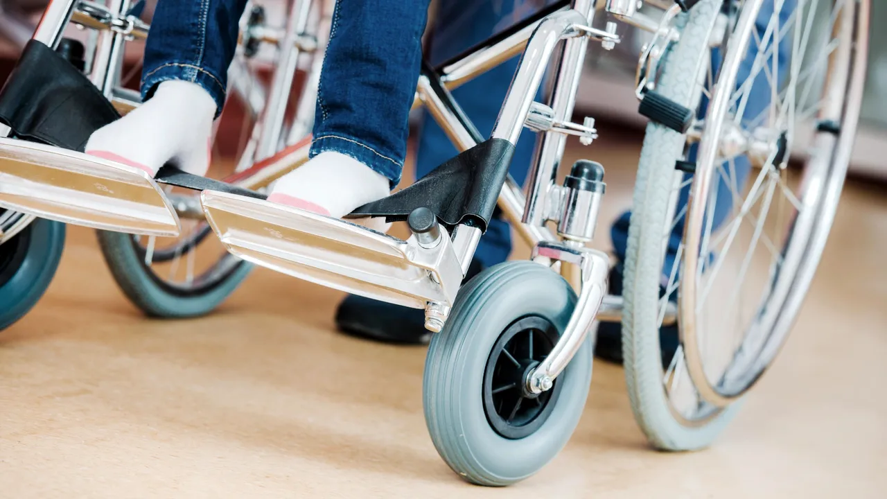 Apelul de proiecte privind dezvoltarea infrastructurii pentru persoanele cu dizabilităţi, relansat