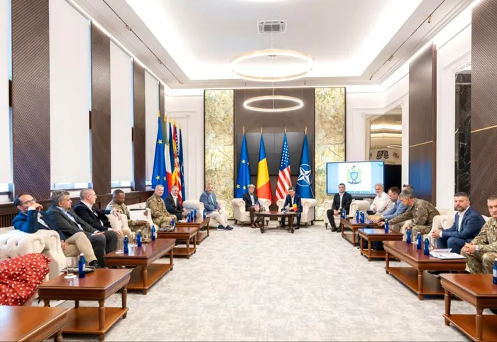 POLITIC Nicușor Dan a primit delegația Congresului SUA la Baza Mihail Kogălniceanu: „Consolidarea și extinderea prezenței economice și militare a SUA în România reprezintă o prioritate”