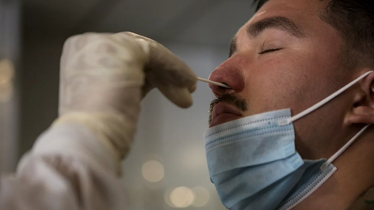 Coronavirus în România: Peste 4.000 de noi cazuri Covid în ultima săptămână şi 25 de decese