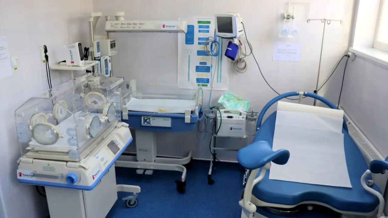 Un medic din Camerun, primul specialist în videocolposcopie şi ultrasonografie din Târgu Bujor