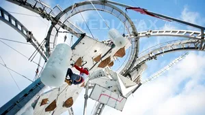 Aproape 80 de sportivi din 15 ţări, la Cupa Mondială de escaladă pe gheaţă de la Buşteni