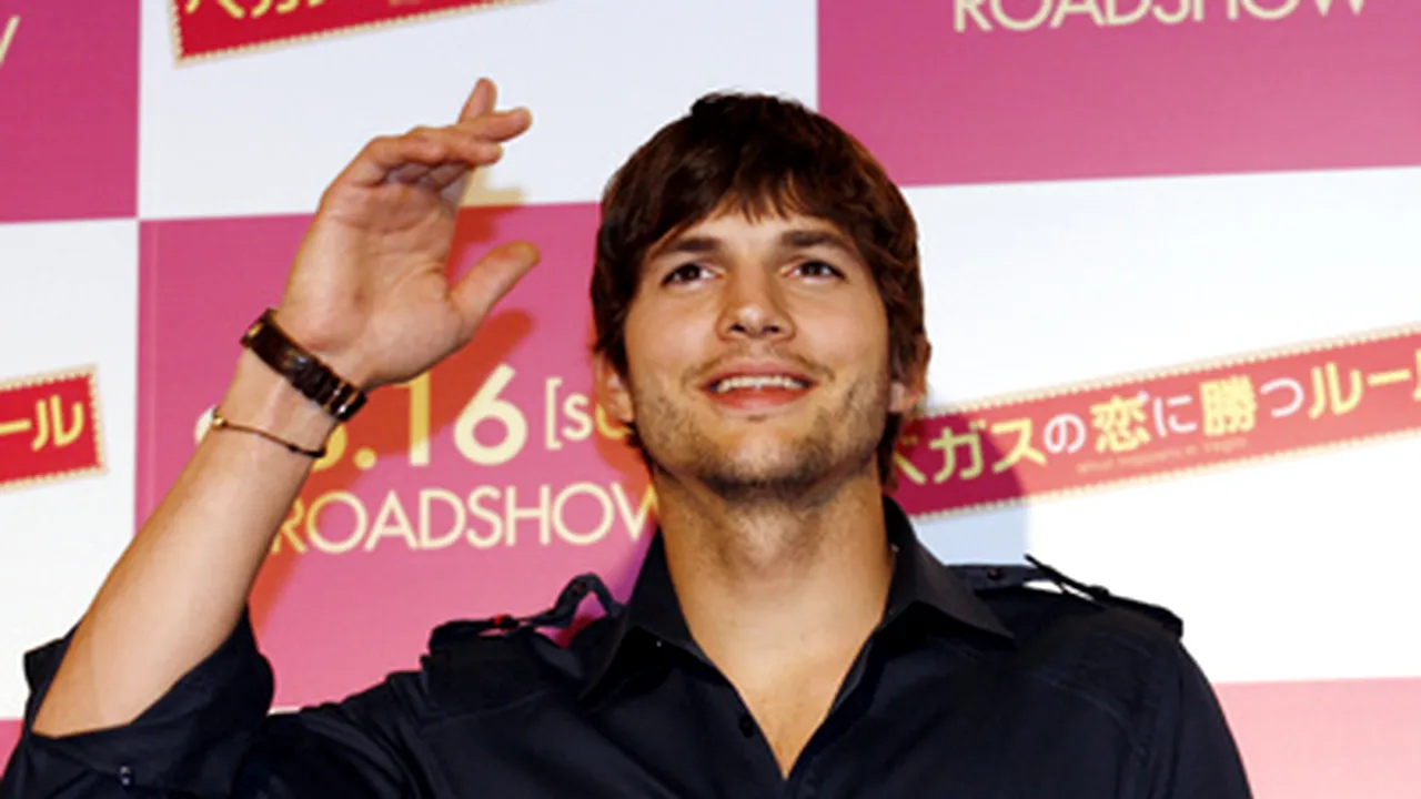 Ashton Kutcher şi CNN - duel de popularitate pe Twitter