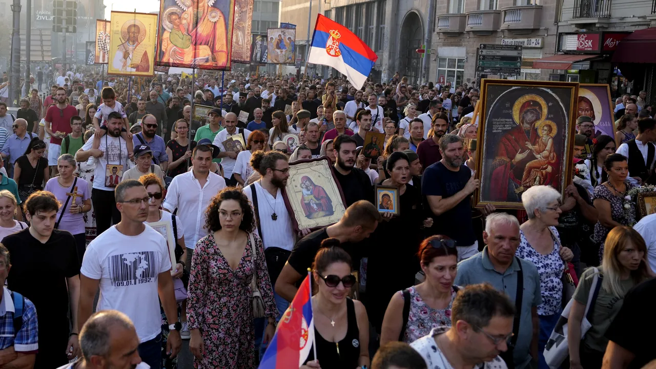Serbia anulează EuroPride 2022. Biserica Ortodoxă îi blesteamă pe activişti

