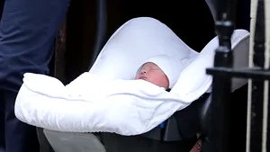 Regina Elisabeta a II-a îşi va cunoaşte astăzi noul strănepot